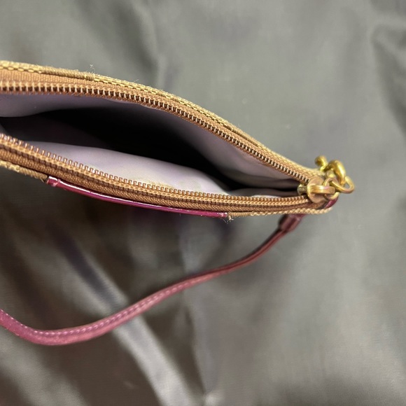 Very cute good for keys money etc - Picture 2 of 2